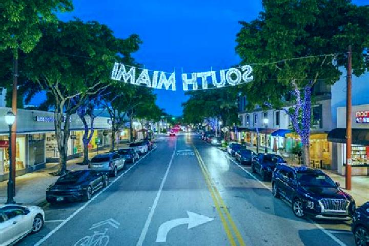 Addison, 28 — Escort in South Miami, United States