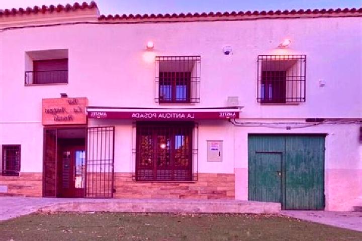 Addison, 28 — Escort in Villanueva de Bogas, Spain