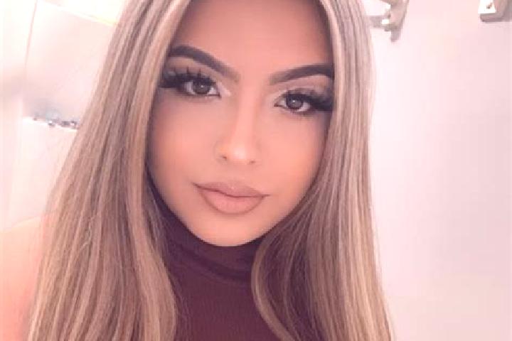 Addison, 29, a blonde dark-eyed latina companion based in Kezileboyi. Offering GFE, Fetish, Striptease, Overnight. Available for incall and outcall, day and ...