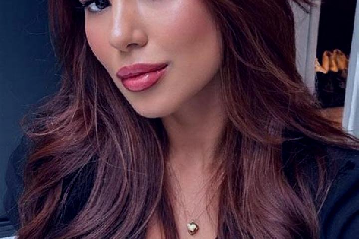 Addison, 29, a chestnut brown-eyed latina companion based in Pasirnangka. Offering A-Level, Couples, Prostate Massage. Available for incall and outcall, day ...