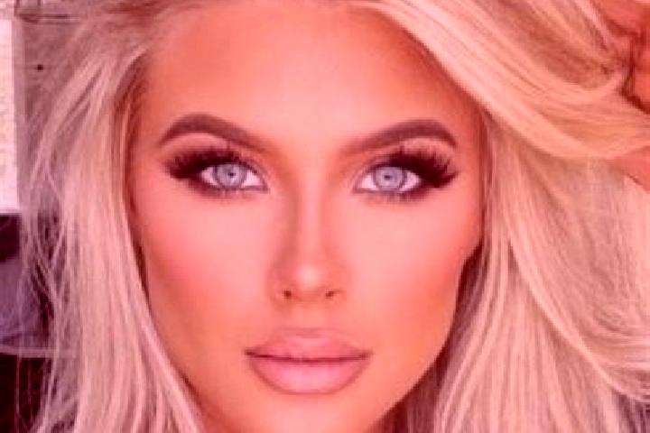 Addison, 29, a platinum blonde brown-eyed ebony companion based in Cannei. Offering OWO, Party Girl, Fetish, Erotic Massage. Available for incall and outcall...