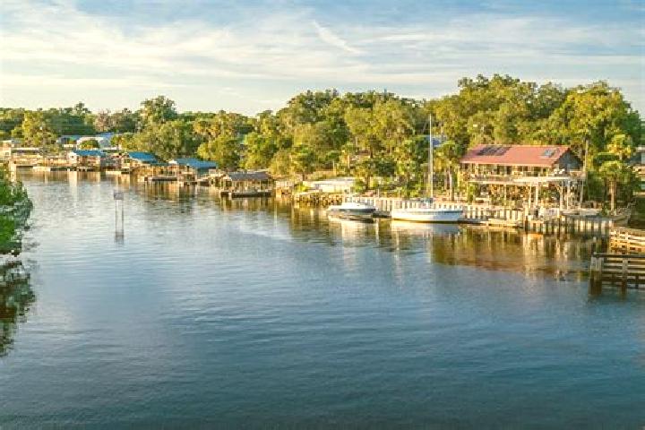 Addison, 29 — Escort in Steinhatchee, United States