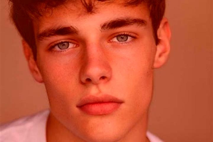 Addison, 30, a black brown-eyed caucasian companion based in Pamandzi. Offering CIM, Dinner Date, 69, Domination. Available for incall and outcall, overnight...
