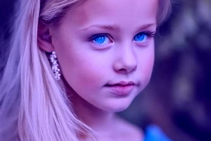 Addison, 30, a blonde blue-eyed asian companion based in Sancoins. Offering 69, Roleplay, A-Level, Deep French Kissing, Massage. Available for incall and out...