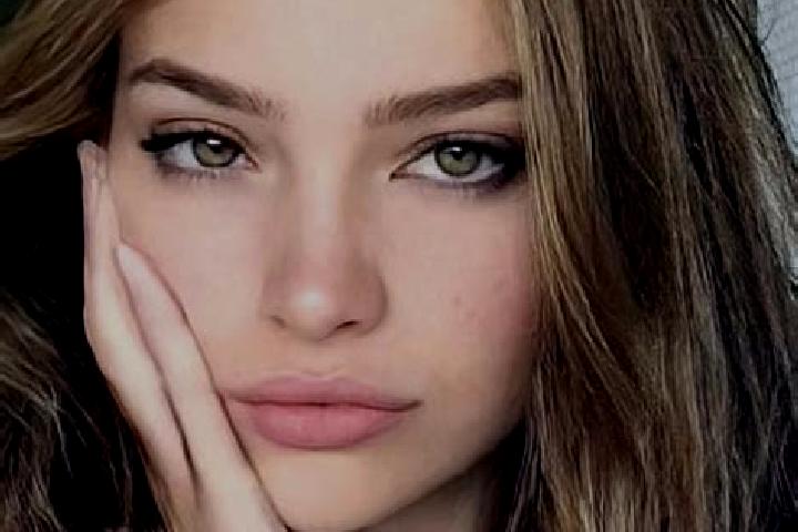 Addison, 30, a blonde brown-eyed indian companion based in Urlesti. Offering Striptease, Prostate Massage. Available for incall and outcall, overnight bookin...