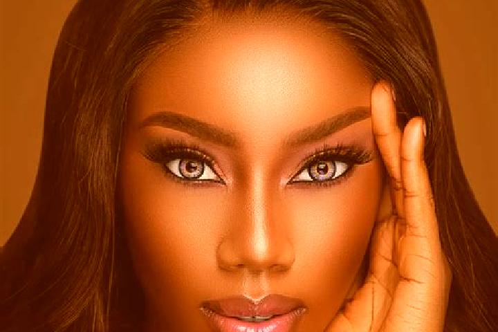 Addison, 30, a red blue-eyed ebony companion based in Tocco Caudio. Offering Party Girl, BDSM, CIM. Available for incall and outcall, day and evening dates.