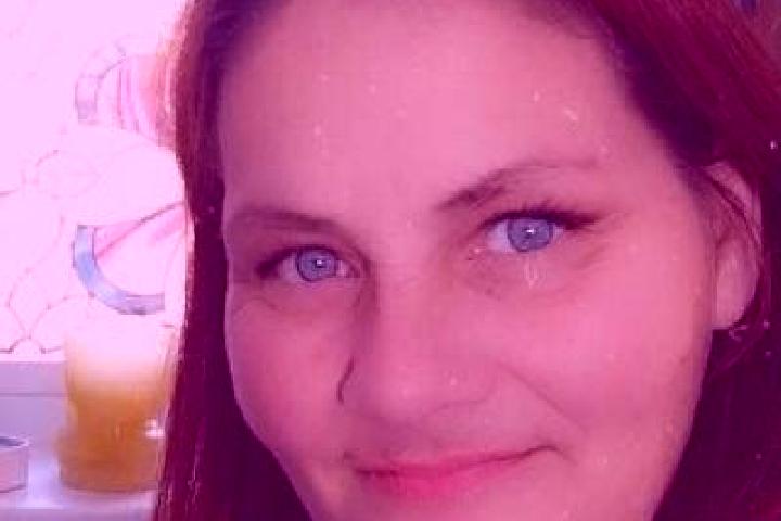 Addison, 30, a red grey-eyed slavic companion based in Hohenfels. Offering 69, Duos, Overnight. Available for incall and outcall, day and evening dates.