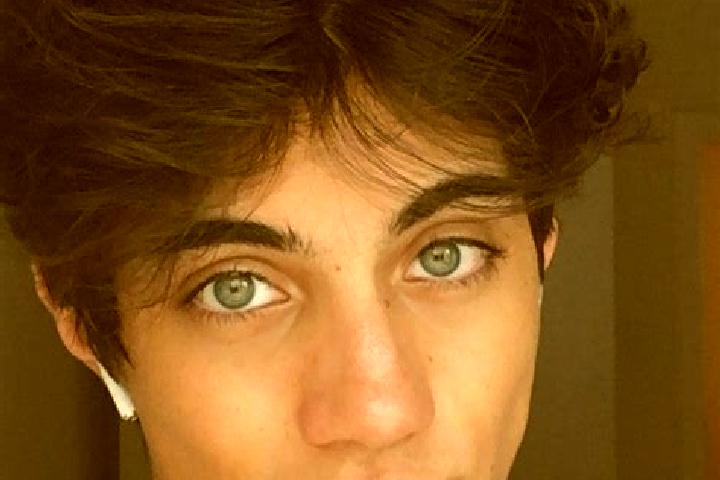 Addison, 31, a chestnut green-eyed caucasian companion based in Dobien. Offering Dinner Date, Tantra, 69. Available for incall and outcall, overnight booking...