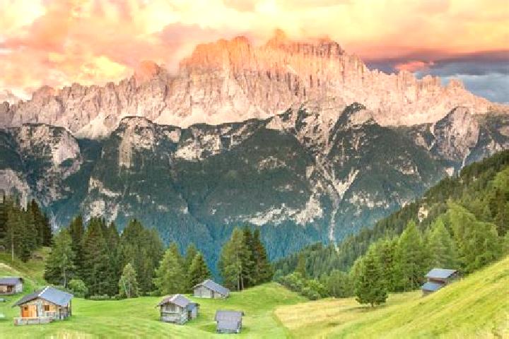 Addison, 31 — Escort in Alleghe, Italy