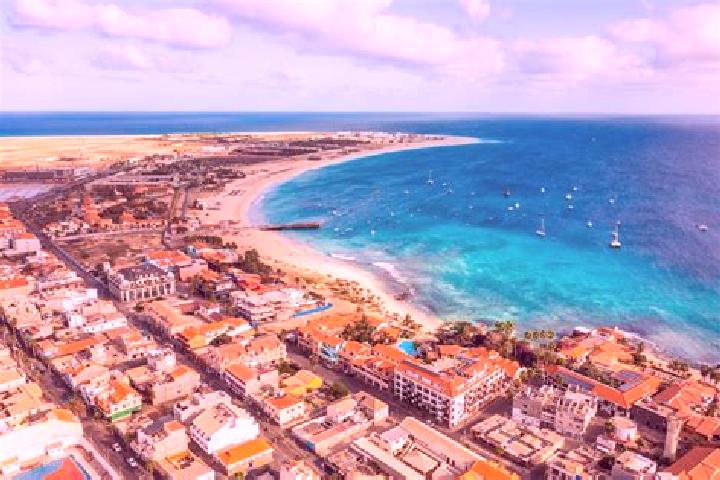 Addison, 31 — Escort in Palmeira, Cape Verde