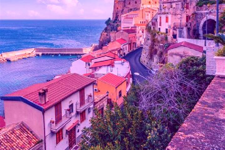 Addison, 31 — Escort in Scaro-Reggio-Scornavacca-Vardano, Italy