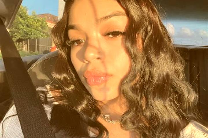 Addison, 32, a auburn brown-eyed latina companion based in Jaillans. Offering Prostate Massage, Travel Companion, CIM, Domination. Available for incall and o...
