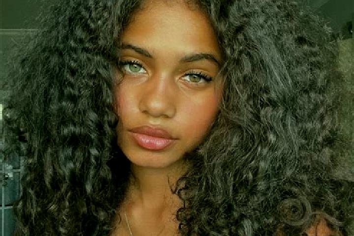 Addison, 32, a black dark-eyed ebony companion based in Aretxabaleta. Offering GFE, Striptease, CIM. Available for incall and outcall, day and evening dates.