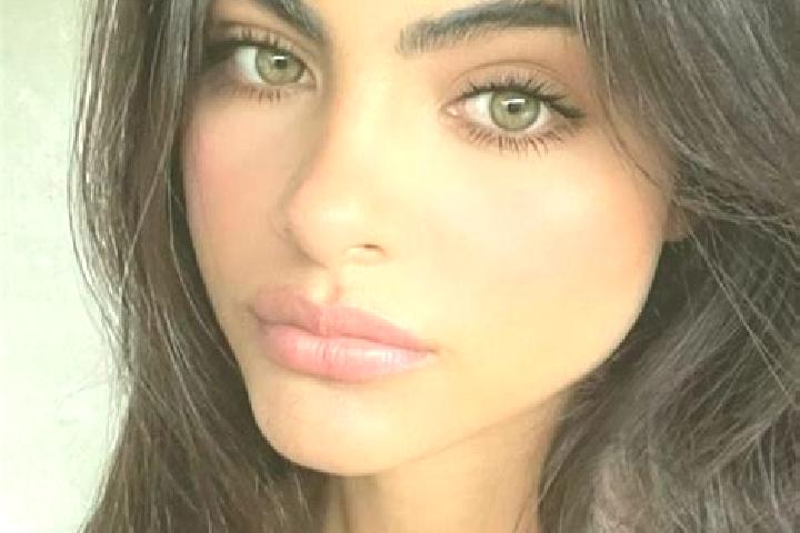 Addison, 32, a brunette green-eyed latina companion based in Bopu. Offering Massage, Party Girl, OWO, Striptease, Domination. Available for incall and outcal...