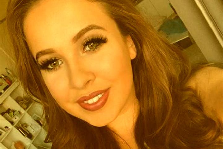 Addison, 32, a brunette grey-eyed slavic companion based in Lake Jackson. Offering Couples, Erotic Massage, CIM. Available for incall and outcall, day and ev...