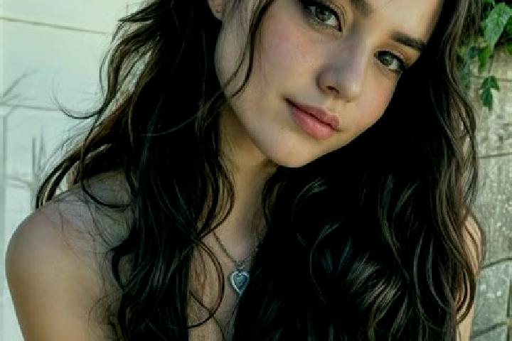 Addison, 32, a chestnut hazel-eyed middle eastern companion based in Saulgrub. Offering Party Girl, CIM, Domination. Available for incall and outcall, day an...
