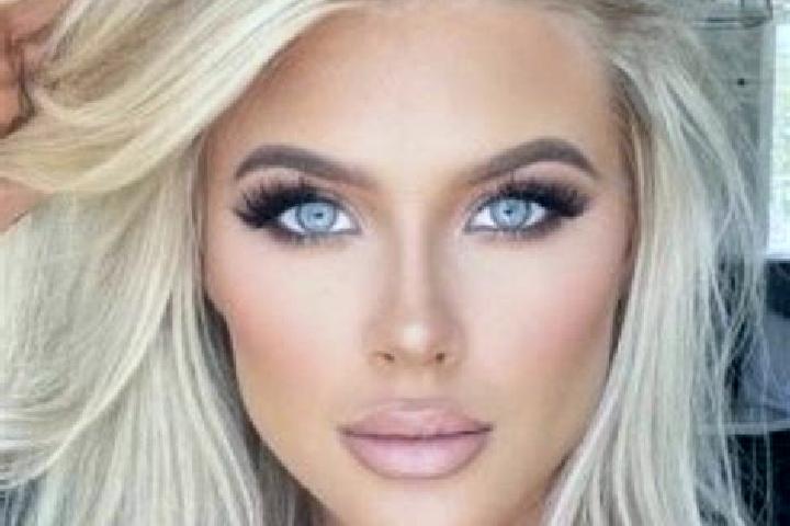 Addison, 32, a platinum blonde dark-eyed slavic companion based in Uruzgan. Offering Overnight, Massage, Tantra, Duos. Available for incall and outcall, over...