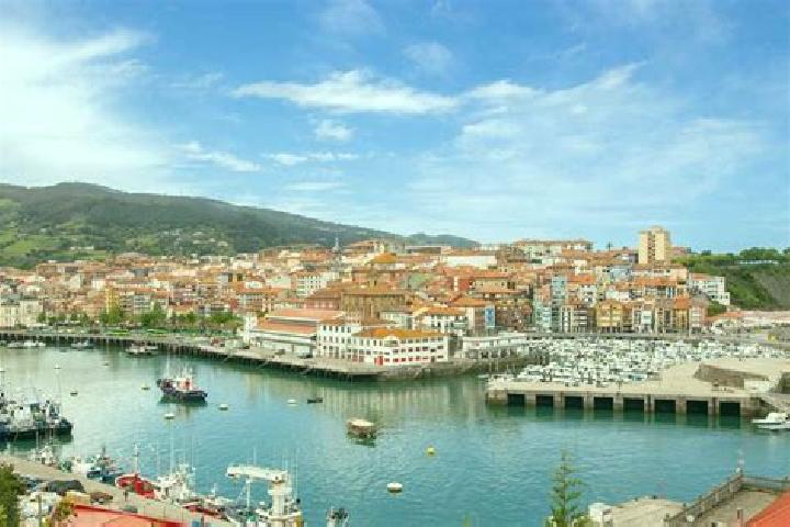 Addison, 32 — Escort in Bermeo, Spain