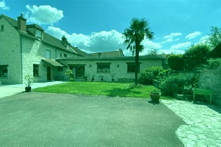 Addison, 32 — Escort in Jouy-Mauvoisin, France
