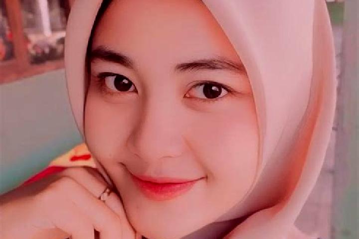 Addison, 32 — Escort in Kertosono, Indonesia