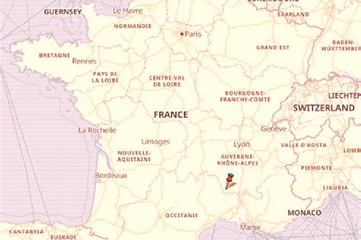 Addison, 32 — Escort in Les Loges, France