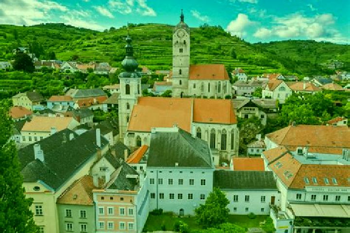 Addison, 32 — Escort in Stein an der Donau, Austria