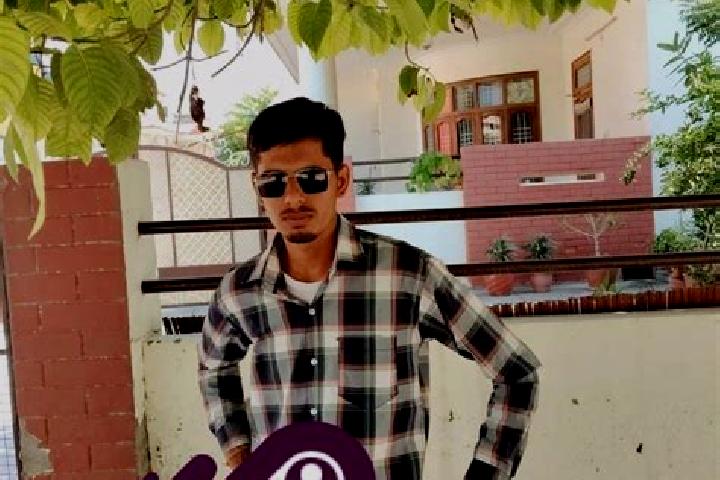 Addison, 32 — Escort in Suratgarh, India