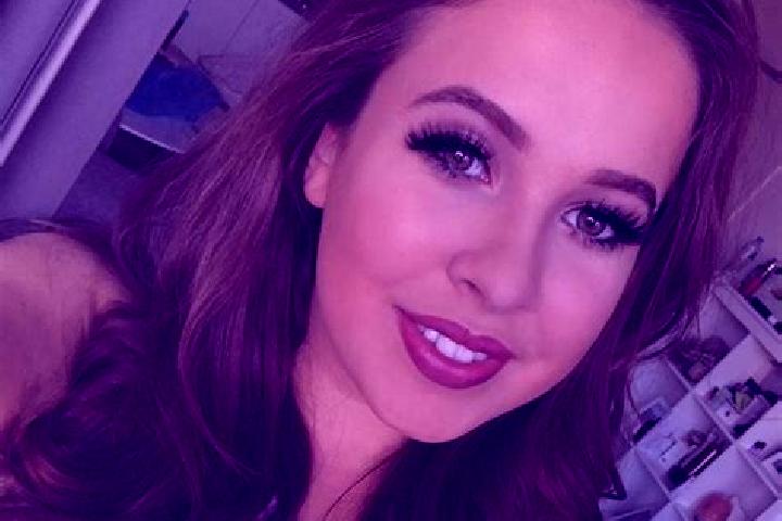 Addison, 33, a auburn amber-eyed caucasian companion based in Carbonara al Ticino. Offering Domination, Striptease, Couples. Available for incall and outcall...