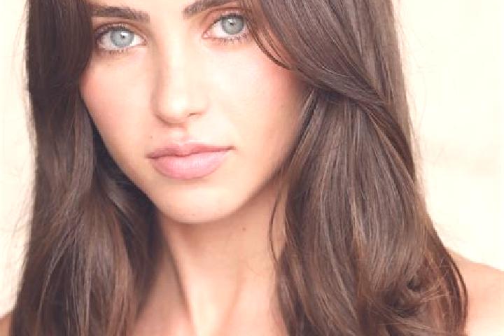 Addison, 33, a auburn brown-eyed indian companion based in Kolchyno. Offering A-Level, 69. Available for incall and outcall, overnight bookings available.