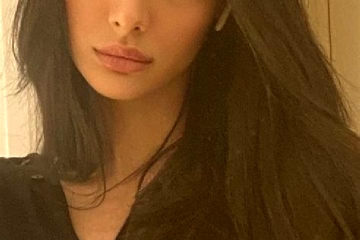 Addison, 33, a black dark-eyed middle eastern companion based in New Hanover. Offering Fetish, Massage, Deep French Kissing, OWO. Available for incall and ou...