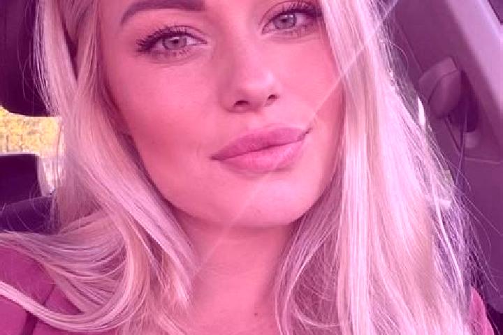 Addison, 33, a blonde hazel-eyed mediterranean companion based in Ueberstorf. Offering Overnight, Couples, Girlfriend Experience, Prostate Massage. Available...