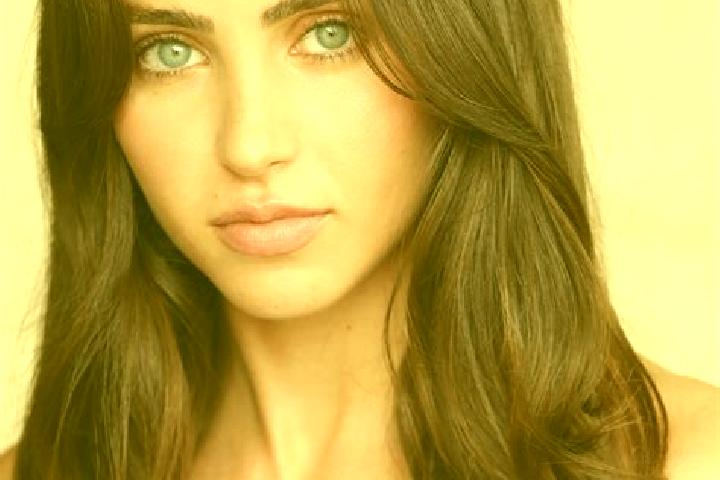 Addison, 33, a brunette hazel-eyed latina companion based in Tuljapur. Offering Overnight, Duos, Tantra. Available for incall and outcall, overnight bookings...