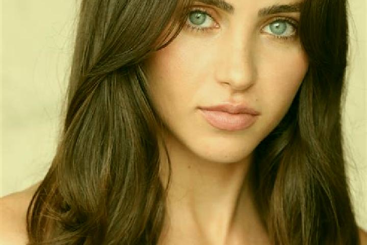 Addison, 33, a chestnut dark-eyed mixed companion based in Esquennoy. Offering Erotic Massage, BDSM, Prostate Massage, 69. Available for incall and outcall, ...