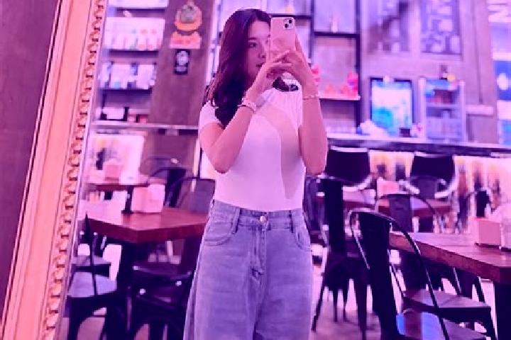 Addison, 33 — Escort in Curup, Indonesia