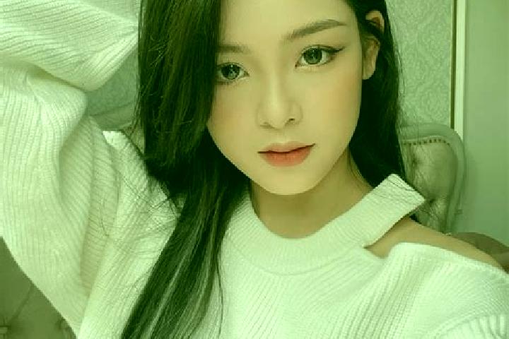 Addison, 33 — Escort in Gasi, China
