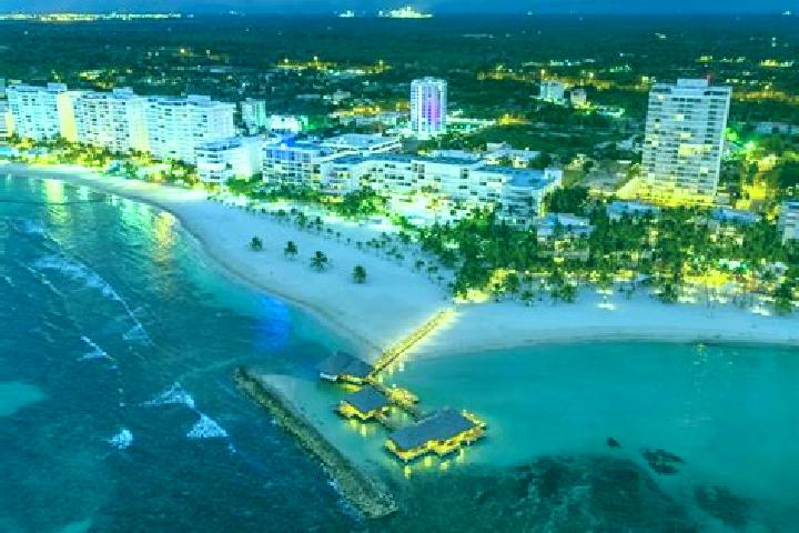 Addison, 33 — Escort in Guatapanal, Dominican Republic