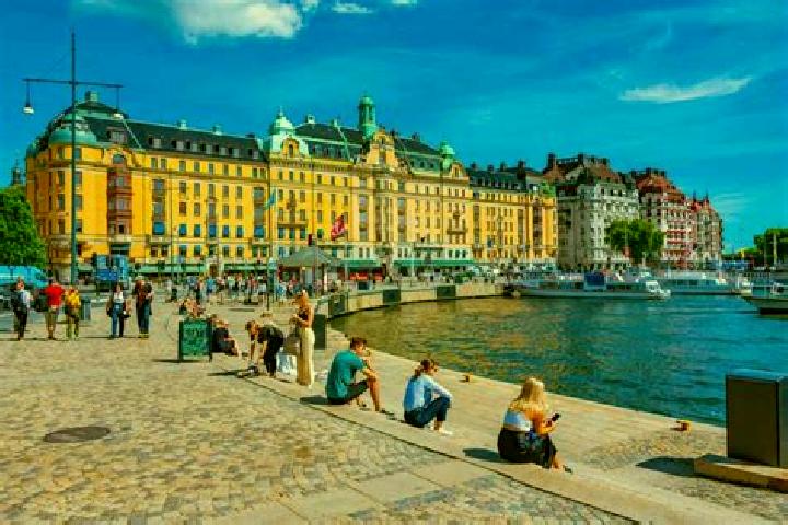 Addison, 33 — Escort in Hamrangefjarden, Sweden