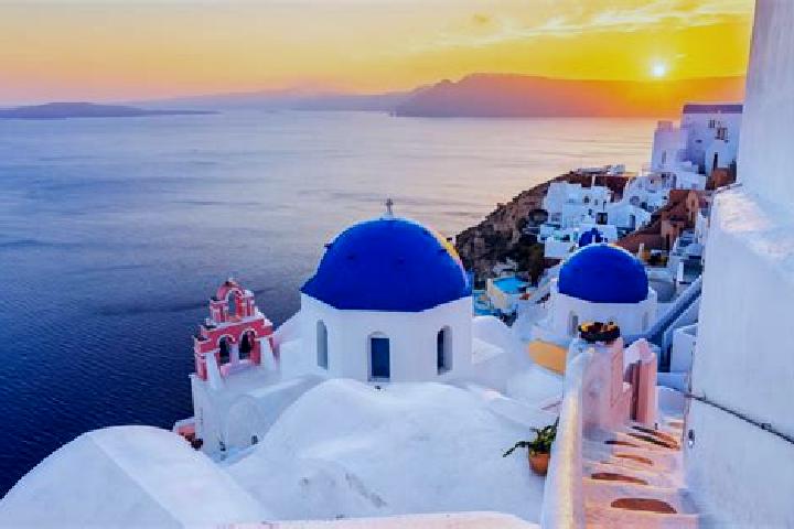 Addison, 33 — Escort in Vathylakkos, Greece