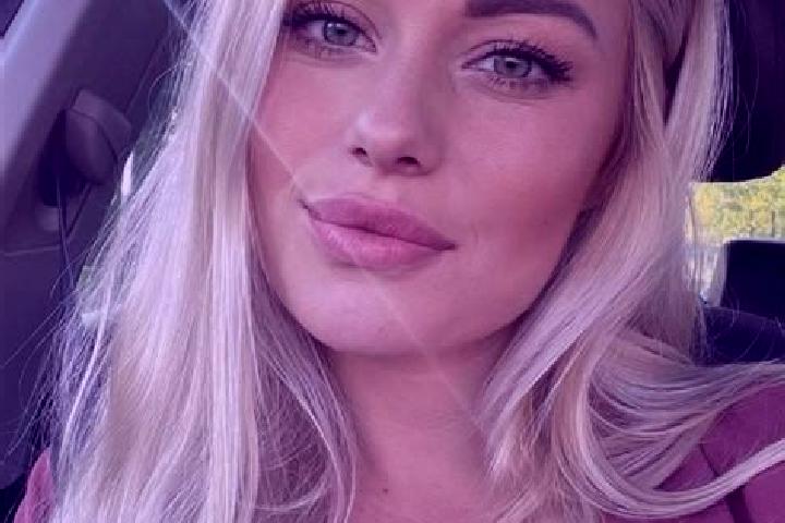 Addison, 34, a blonde hazel-eyed asian companion based in Pottenberg. Offering Overnight, Erotic Massage, BDSM. Available for incall and outcall, day and eve...