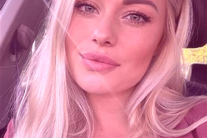 Addison, 34, a blonde hazel-eyed middle eastern companion based in Gorin. Offering Party Girl, Striptease, OWO, Prostate Massage, CIM. Available for incall a...