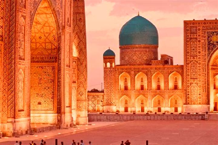 Addison, 34 — Escort in Oqqo rg on, Uzbekistan