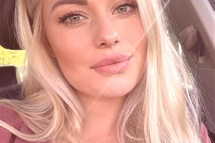 Addison, 35, a blonde hazel-eyed mixed companion based in Mazapil. Offering Deep French Kissing, BDSM, Party Girl, 69. Available for incall and outcall, day ...
