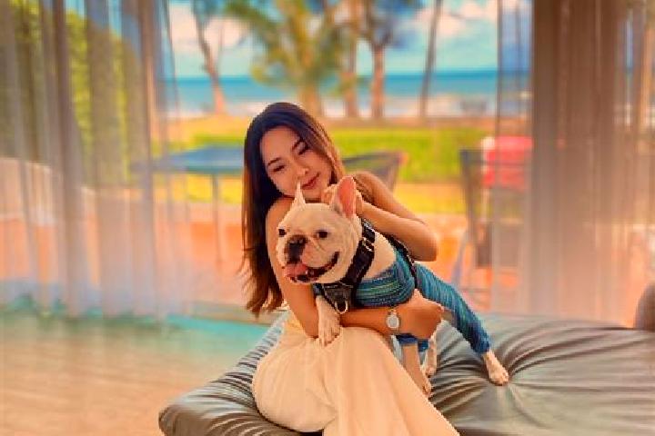 Addison, 35 — Escort in Phak Hai, Thailand