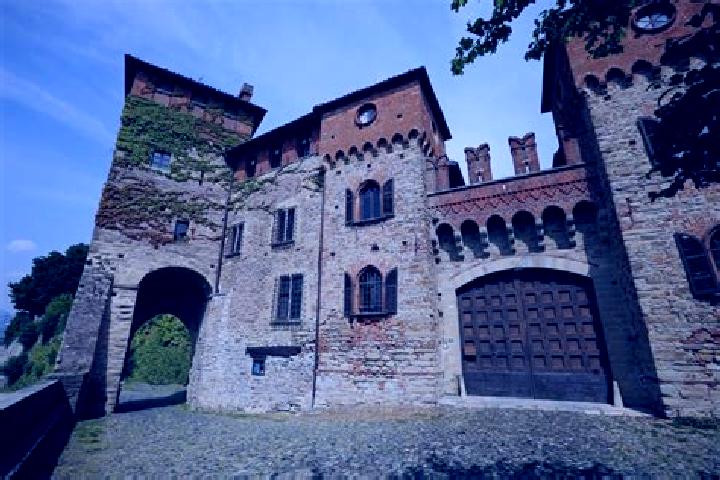 Addison, 35 — Escort in Tagliolo Monferrato, Italy