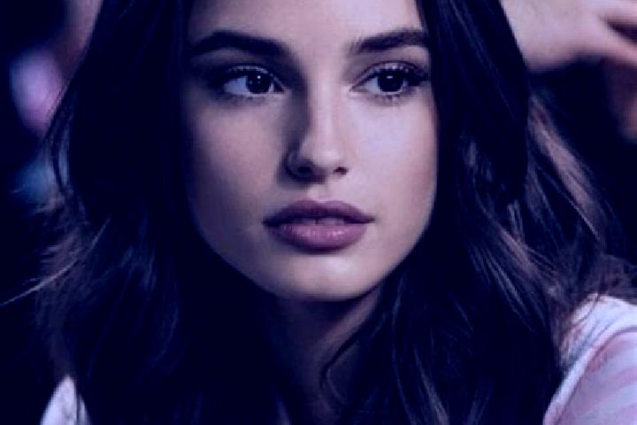Addison, 36, a brunette brown-eyed indian companion based in Morgan. Offering Prostate Massage, Roleplay, CIM, Girlfriend Experience. Available for incall an...