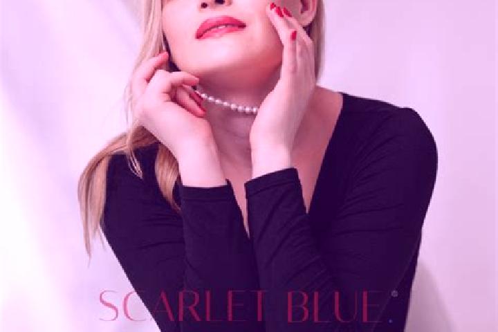 Addison, 36, a red amber-eyed slavic companion based in Leidsche Rijn. Offering BDSM, Prostate Massage, Couples, Party Girl. Available for incall and outcall...