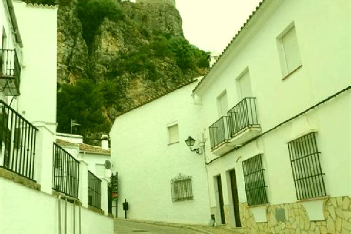 Addison, 36 — Escort in La Roca de la Sierra, Spain