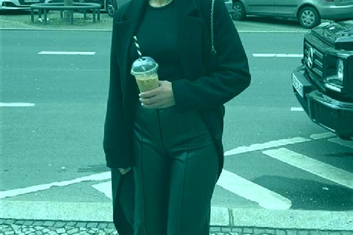 Addison, 36 — Escort in Moyon, France