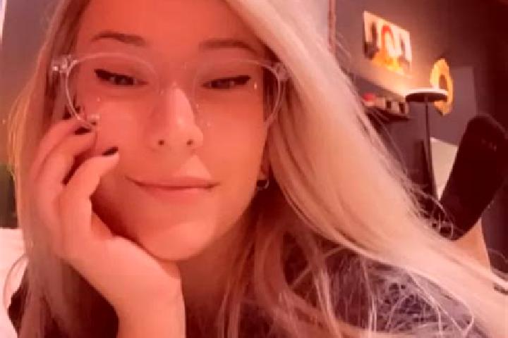 Addison, 37, a black hazel-eyed mixed companion based in Grand Falls-Windsor. Offering Duos, OWO, Couples, Massage. Available for incall and outcall, overnig...