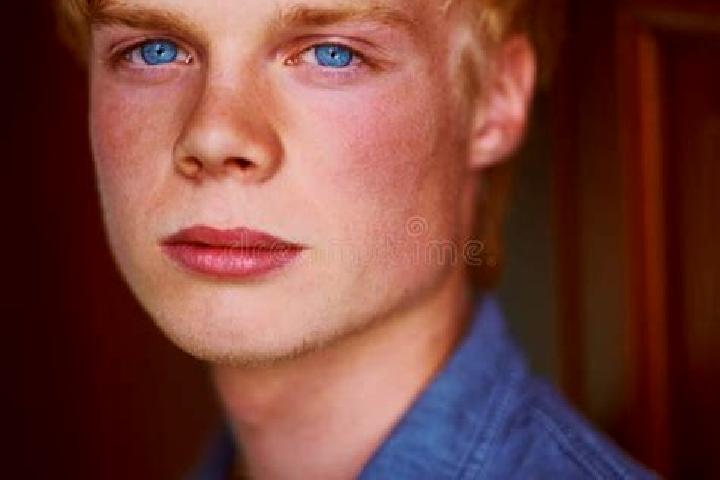 Addison, 37, a blonde blue-eyed caribbean companion based in Muer. Offering BDSM, Roleplay, Prostate Massage, Travel Companion. Available for incall and outc...